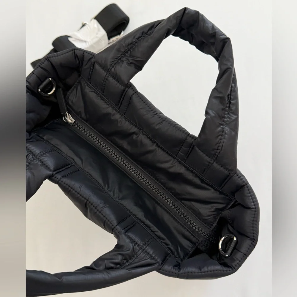 Lululemon Quilted Grid Small Tote, Black - Picture 8 of 16